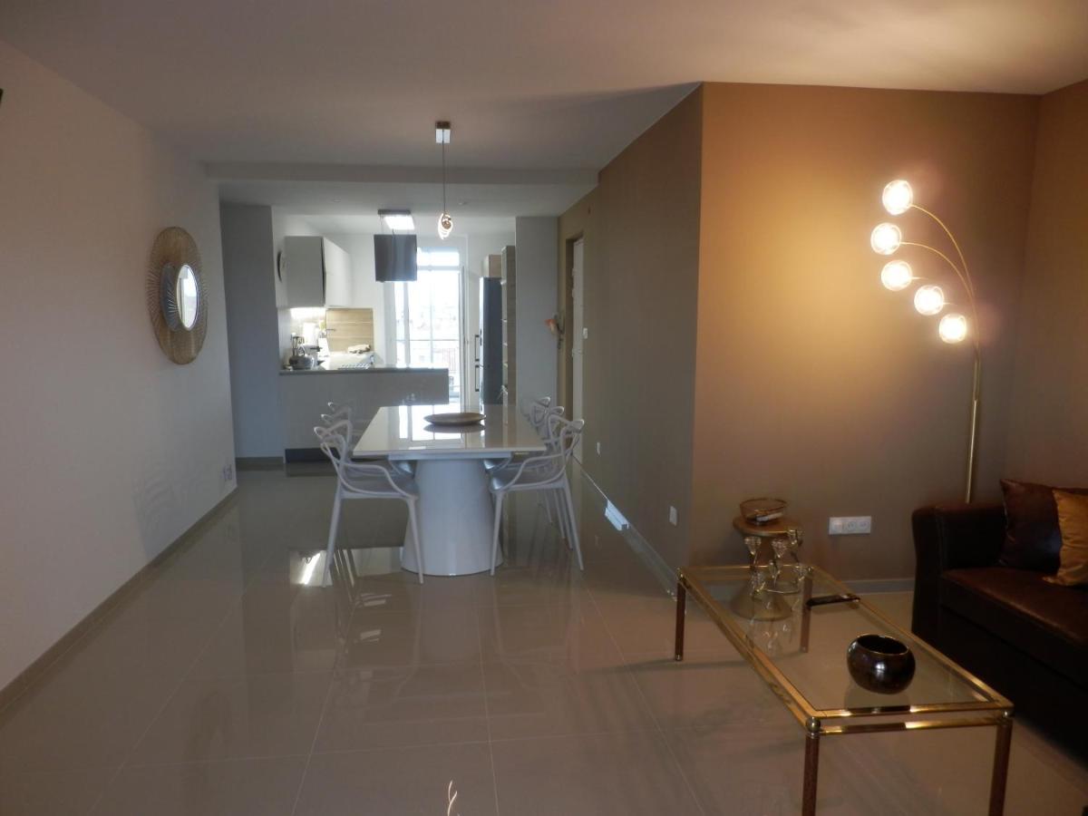 Reve-catalan 2 Chambres Apartment *