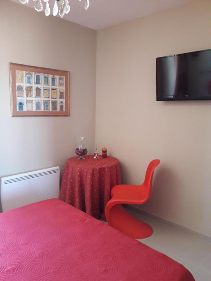 Reve-catalan 2 Chambres Apartment