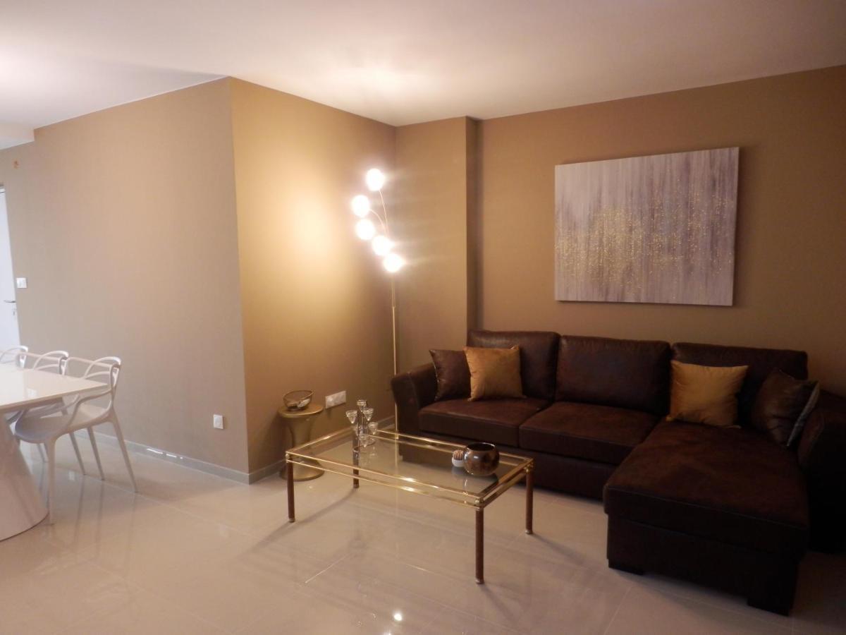 Reve-catalan 2 Chambres Apartment